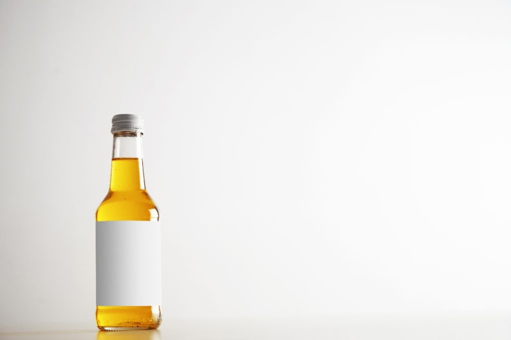 Huile de lin dans une bouteille