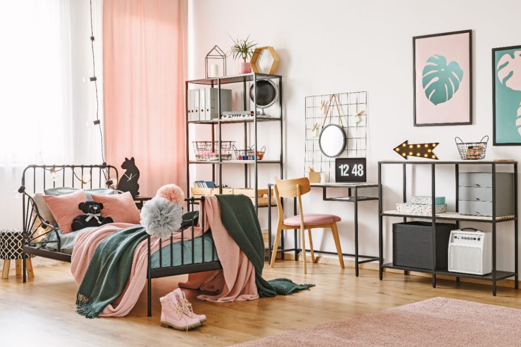 Quelles dimensions de lit pour ado choisir quand votre enfant grandi ? Une chambre idéale pour une adolescente