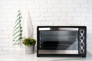 Comment raccorder un four électrique directement au tableau sans prise dédiée ?
